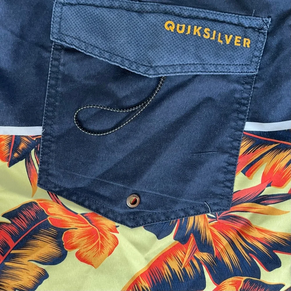 Quiksilver yellow & navy palm leaf blue board Shorts swimwear summer trunks